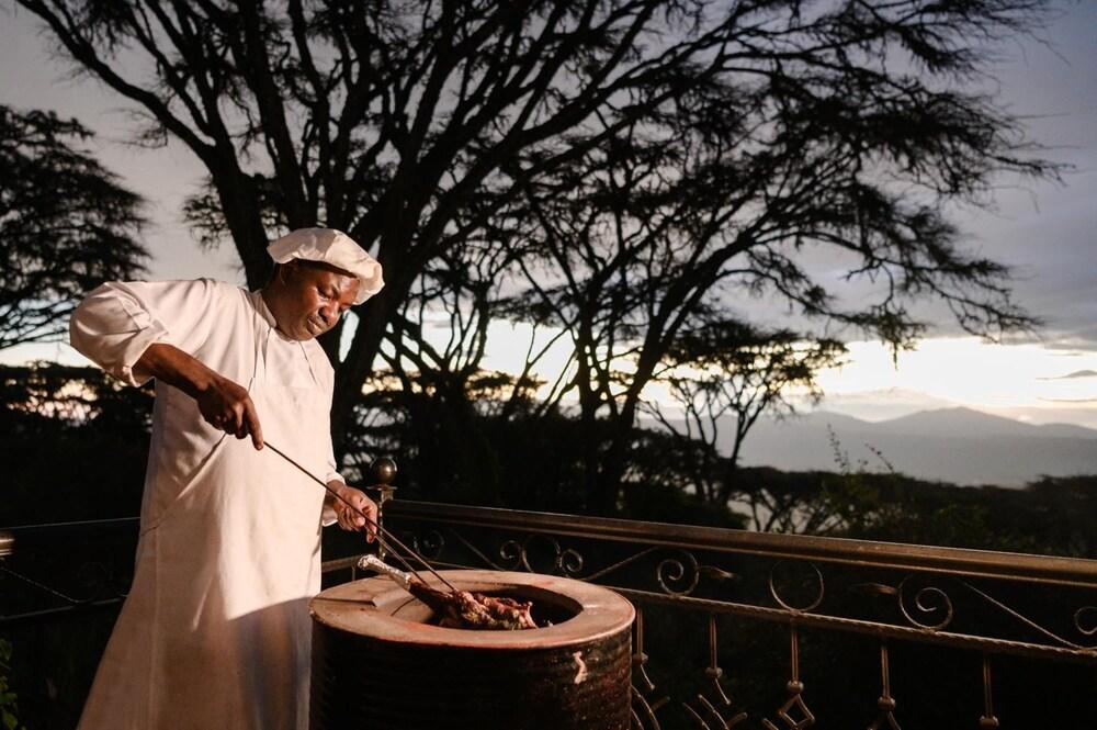 Karibu Camps And Lodges Lions Paw Ngorongoro Karatu Εξωτερικό φωτογραφία