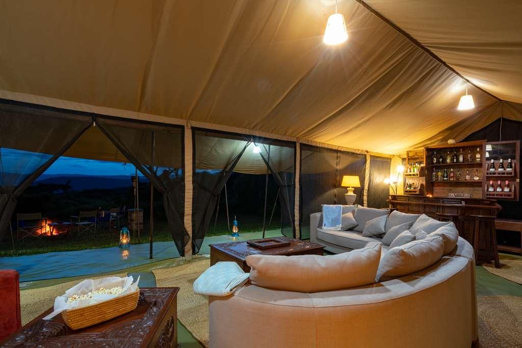 Karibu Camps And Lodges Lions Paw Ngorongoro Karatu Εστιατόριο φωτογραφία